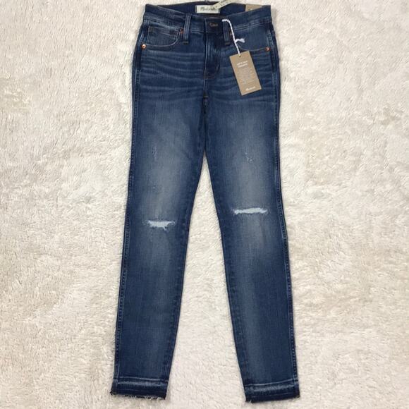 Madewell NWT High Rise Skinny Distressed Jean Staple Capsule Trendy Ladies - Picture 3 of 14